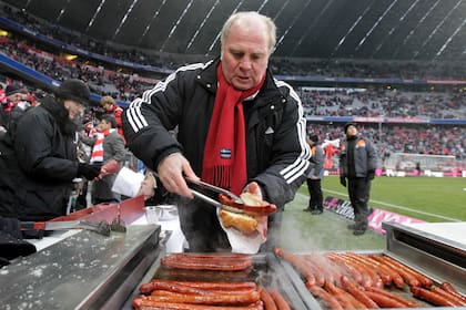 Uli Hoeness, fue presidente de Bayern Munich, y estuvo brevemente preso por evasión