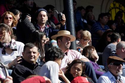 El último día de la exposición rural de Palermo fue a pleno sol y con actividades en la pista central
