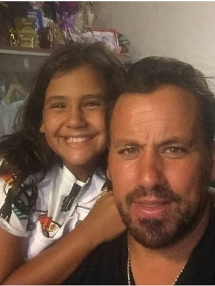 Uma comenzó a estudiar periodismo deportivo, una carrera que combina las dos pasiones de sus padres