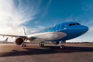 Cuánto pierde la ruta Buenos Aires-Nueva York de Aerolíneas Argentinas y qué alternativas hay para viajar