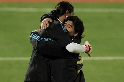 Un abrazo con Diego, para toda la vida, en Pretoria, durante el Mundial de Sudáfrica 2010
