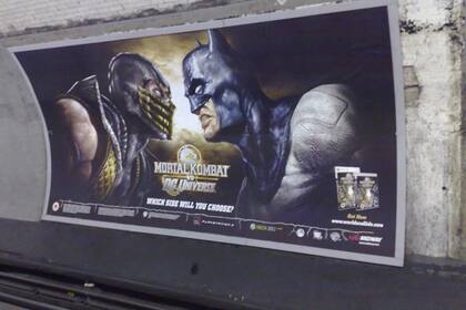 Un afiche con la última entrega de la saga Mortal Kombat