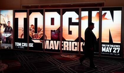 Un afiche de Top Gun: Maverick, que se exhibió por primera vez completa en CinemaCon 2022 