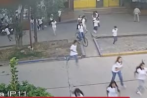 Así escapaban los alumnos del colegio tras el ataque armado