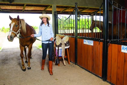 Confiesa la diseñadora: un amigo nos regaló las monturas, pero casi no montamos. Preferimos que sean libres.