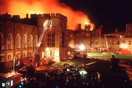UN AÑO PARA EL OLVIDO. En noviembre de 1992, un incendio arrasó el castillo de Windsor y causó daños por más de 50 millones de dólares.