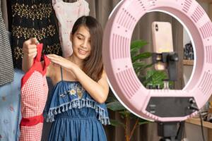 Un aro de luz y un celular, lo único que hace falta para vender vía streaming