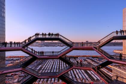 Un atardecer en Manhattan visto desde The Vessel