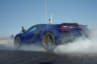 El auto que cuesta diez veces menos que un hiperdeportivo y logró la velocidad de los modelos de millones de dólares