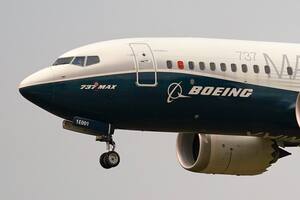 La drástica decisión de Boeing tras el incidente de seguridad con el modelo 737 MAX