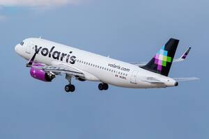 Un avión que pertenece a la flota de la compañía aérea mexicana Volaris