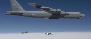 Cómo es la “bomba anti-búnker” de EE.UU. que Israel necesita para destruir la planta nuclear subterránea de Irán