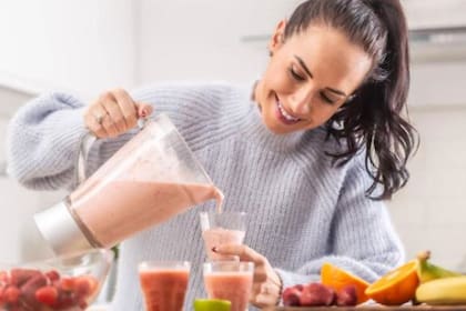 Un batido que incluya mucha azúcar no es saludable, afirman expertos