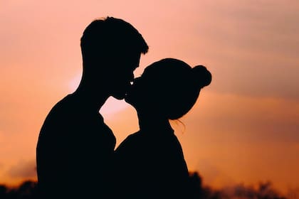 Un beso inolvidable.