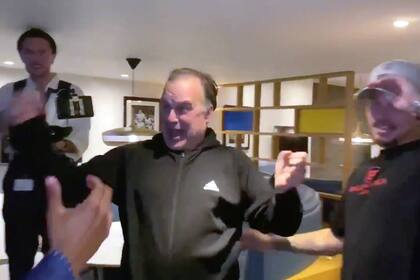 Un Bielsa eufórico como pocas veces se lo vio en su carrera