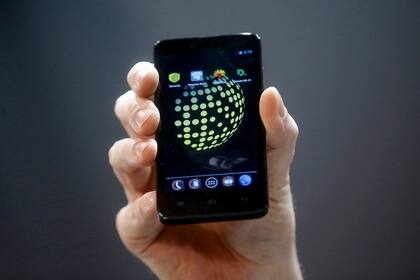Un Blackphone: usa una versión modificada de Android llamada PrivatOS