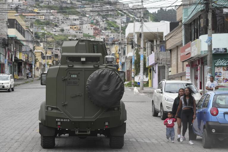 Crisis en Ecuador: Noboa refuerza la estrategia militar contra los narcos y suma apoyo político
