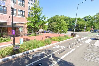 Un boleto ganador de US$2 millones cayó en las manos de una pareja con hijos en la universidad