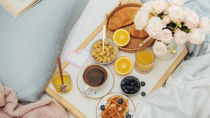 Un buen desayuno debe ser variado, completo, equilibrado, satisfactorio y, en lo posible, debe atender a criterios de sostenibilidad alimentaria (Foto: iStock)