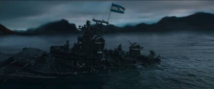 Un buque argentino se hunde en Malvinas, lo que significa en la serie el final de la guerra y la derrota de la Argentina ante Inglaterra