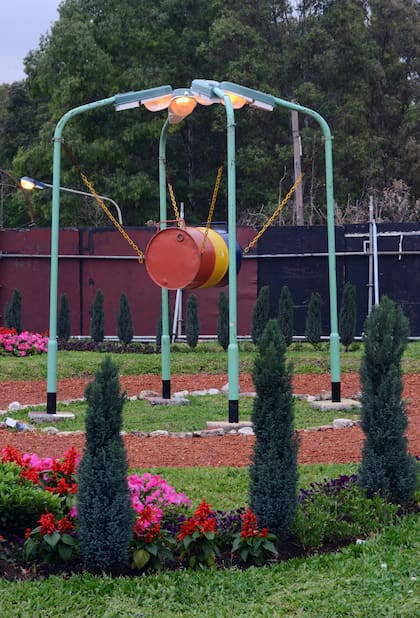 Un caballito se escapa (2006), de Julián D'Angiolillo, en Parque Rivadavia