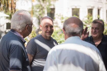 Un café con Negri fue parte de la agenda.