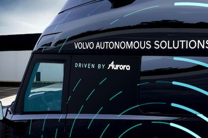 Un camión de alta capacidad entregó productos congelados sin intervención humana