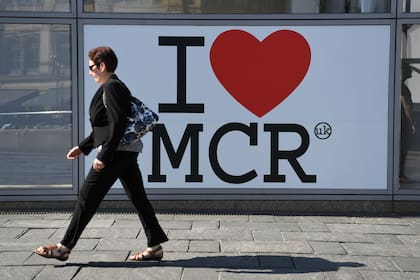 Un cartel "Yo amo Manchester", en esa ciudad británica