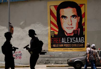 Un cartel que exige la libertad del empresario Alex Saab, en Caracas, Venezuela. Foto tomada el 9 de septiembre del 2021.  (Foto AP/Ariana Cubillos)