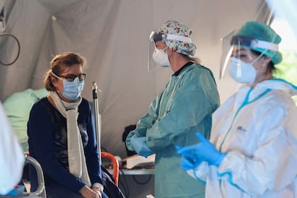 El avance del coronavirus en la Argentina ya dejó dos muertos y 34 contagiados