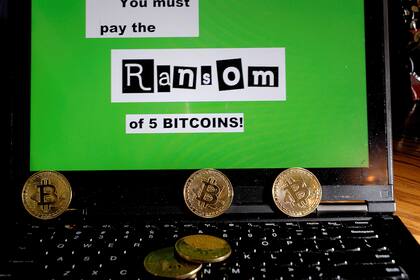 Un ciudadano alemán le exigió a la familia de su exnovia que le regale bitcoins para no difundir fotos y veidos de contenido sexual