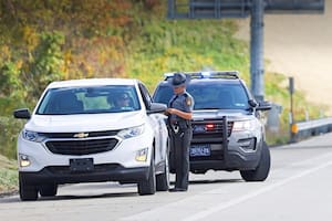 Un ciudadano no estadounidense legalmente presente, es elegible para solicitar una licencia de conducir en Pensilvania