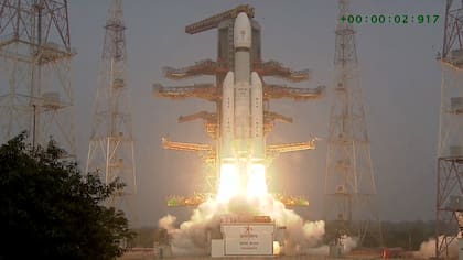 Un cohete de la Agencia Espacial India (ISRO) despega con un satélite 5G de 6 toneladas en su interior, que liberó en la órbita baja terrestre (LEO)