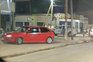 Un comisario abatió a un motochorro de 16 años e hirió a otro delincuente de 15