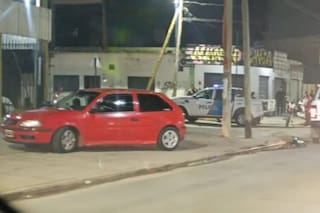 Un comisario abatió a un motochorro de 16 años e hirió a otro delincuente de 15