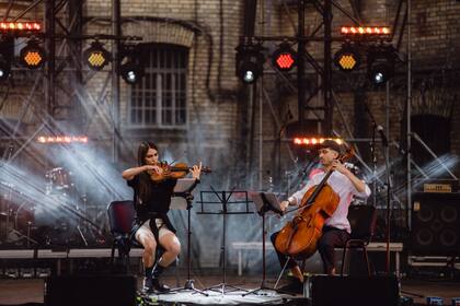 Un concierto de música clásica en el atrio de Lukiskes