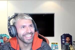 Un conocido influencer español delató la nueva pasión del Kun Agüero en su faceta gamer
