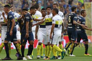 Los escándalos de Teo Gutiérrez ante Boca en la Bombonera