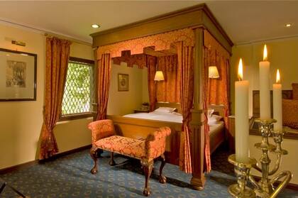 Un cuarto a toda realeza en Schönburg Castle.