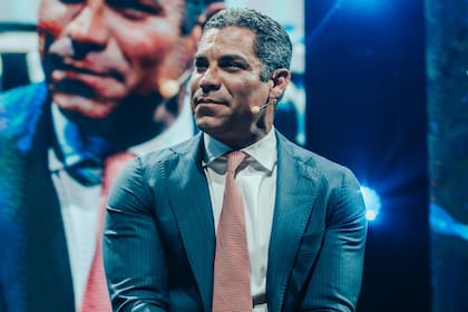 Un desarrollador fue arrestado por fraude tras estar vinculado con el exalcalde Francis Suárez