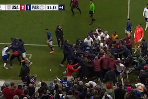 El escandaloso final del “amistoso” entre EE.UU. y Paraguay con dos técnicos argentinos