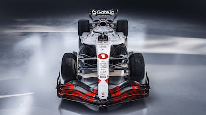 Un diseño muy particular para el debut de Yuki Tsunoda en la escudería