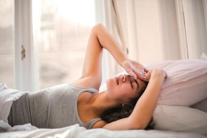 Un doctor explicó cuáles son las causas del insomnio