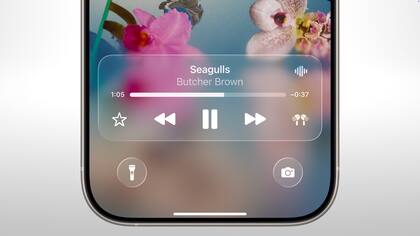 Un ejemplo de cómo se ve iOS 26 con Liquid Glass