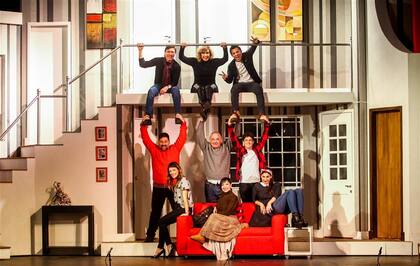 Un elenco compuesto por primeros actores especializados en comedia