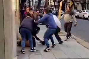Un encargado de edificio sufrió una brutal golpiza a manos de un grupo de hombres luego que intentar interceder en un pelea