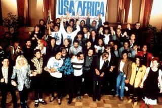 La gran noche del pop, la crónica de una noche irrepetible en la que 40 estrellas se juntaron para grabar “We Are The World”