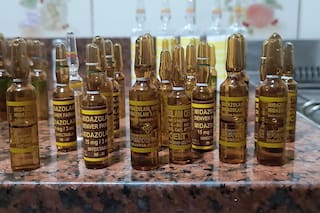 Hallaron muerto a un enfermero en su departamento: tenía ampollas de propofol en la cocina