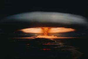 Por qué el mundo entró en una “tercera era nuclear” más peligrosa que la Guerra Fría, según un destacado experto