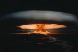 Por qué el mundo entró en una “tercera era nuclear” más peligrosa que la Guerra Fría, según un destacado experto